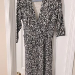 Ann Taylor size 8 wrap dress